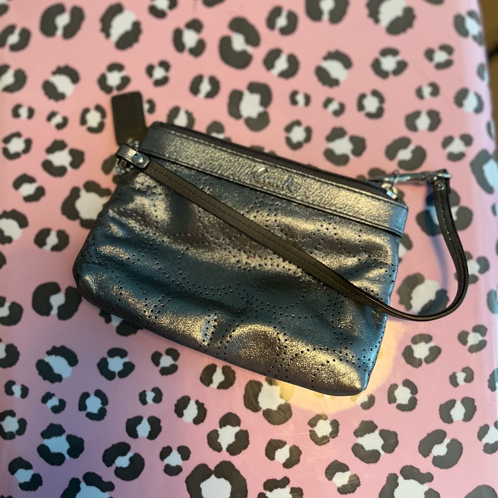 Coach wristlet. Like new condition